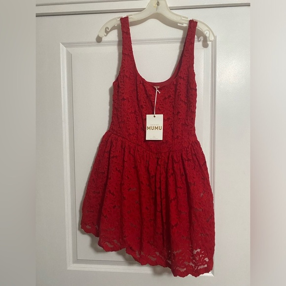 Ricci Skort Dress in Red Lace - Picture 3 of 6